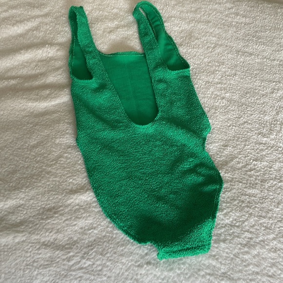 OSOS Design bathing suit - Picture 3 of 5